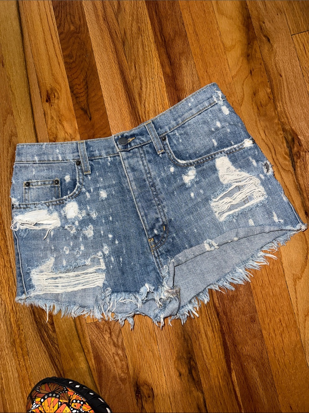 Carmar - Distressed Denim Shorts jeans
